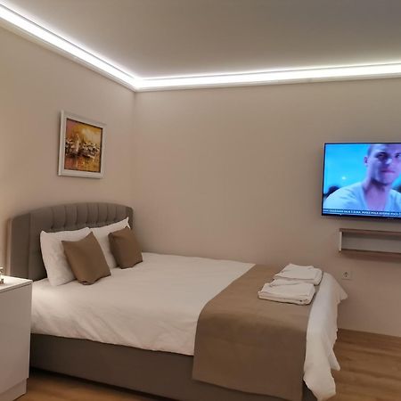 Family Boutique Residence-Free Parking Veliko Turnovo Bagian luar foto