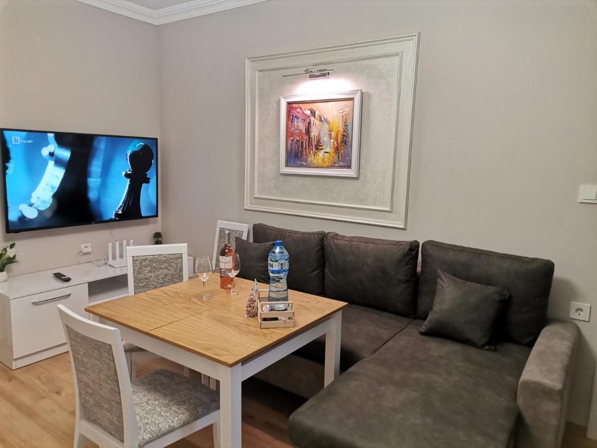 Family Boutique Residence-Free Parking Veliko Turnovo Bagian luar foto