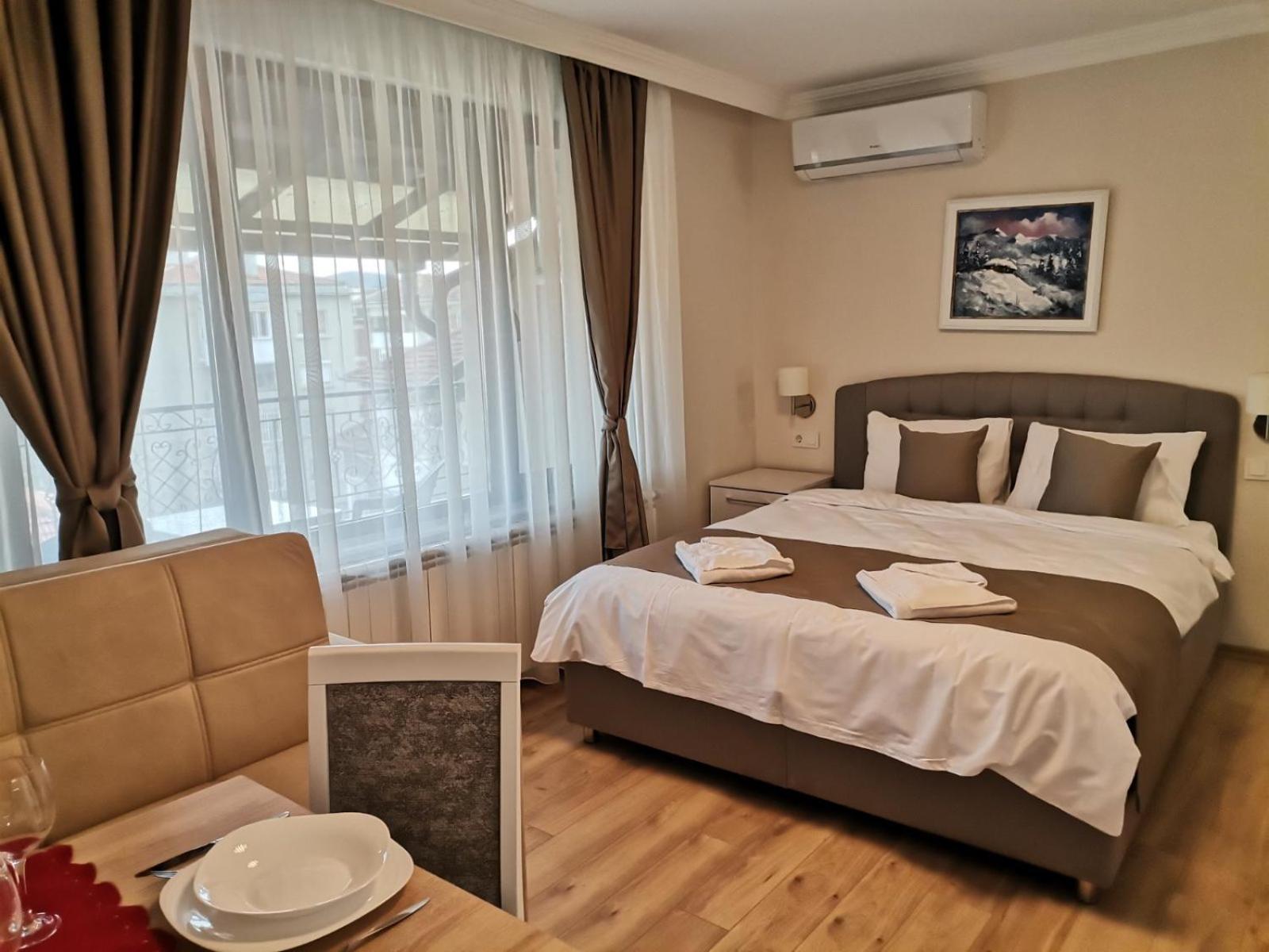 Family Boutique Residence-Free Parking Veliko Turnovo Bagian luar foto